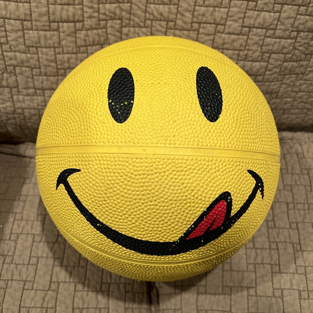 Vintage 1990s Joe Boxer Yellow‎ Smiley Face Store Promo Gift Basketball Rare
